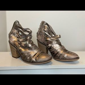 Free People Silver Strap Hybrid Ankle Boot size 39